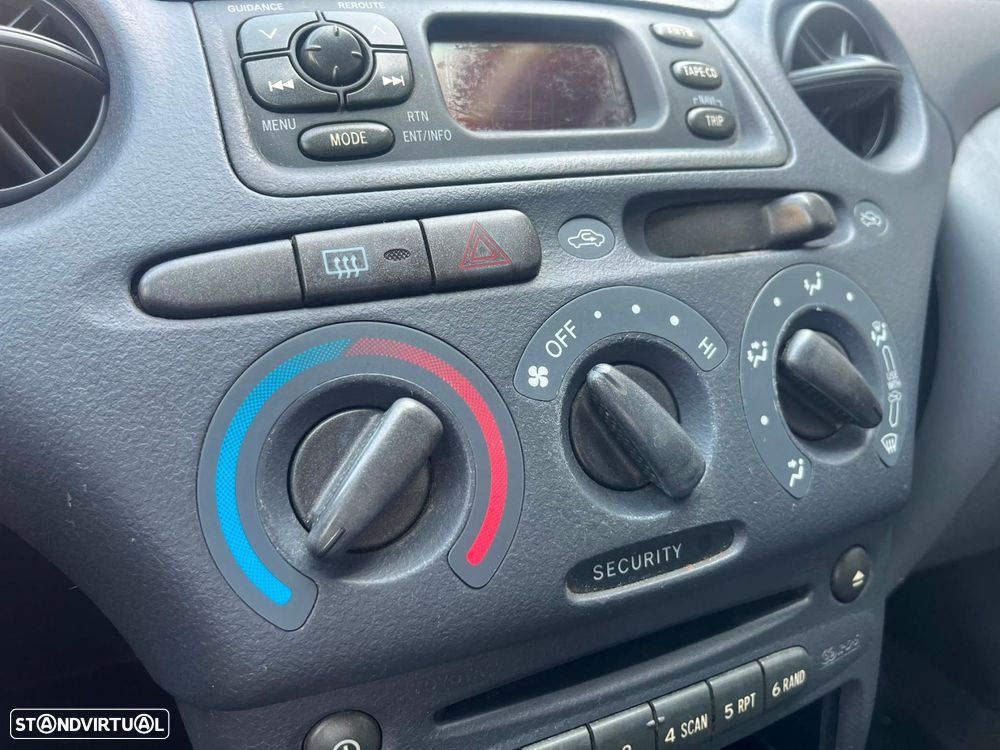 Toyota Yaris 1.0 Sol ABS+CD+AC - 16