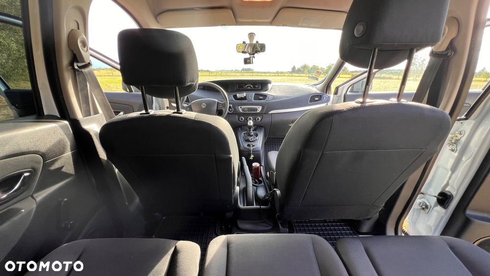 Renault Scenic 1.5 dCi Expression - 11
