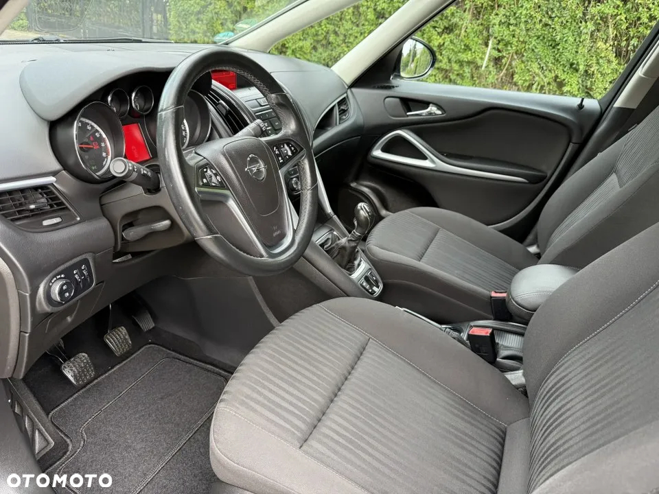 Opel Zafira Tourer 1.4 Turbo ecoFLEX Start/Stop Business Innovation - 17