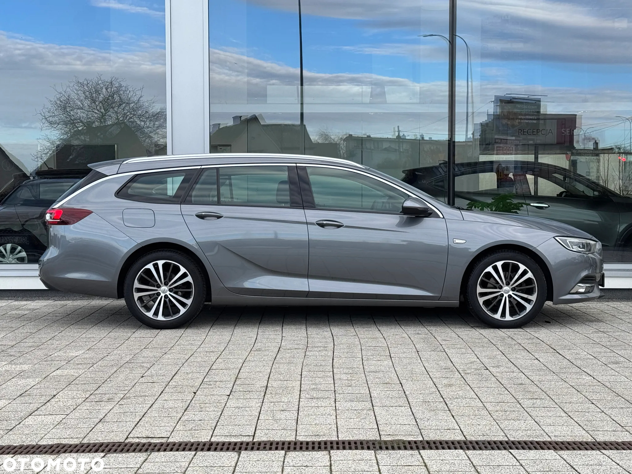Opel Insignia 1.5 T Elite S&S - 4