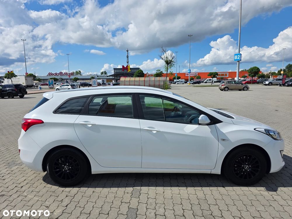 Hyundai i30 1.6 CRDi BlueDrive Classic - 4
