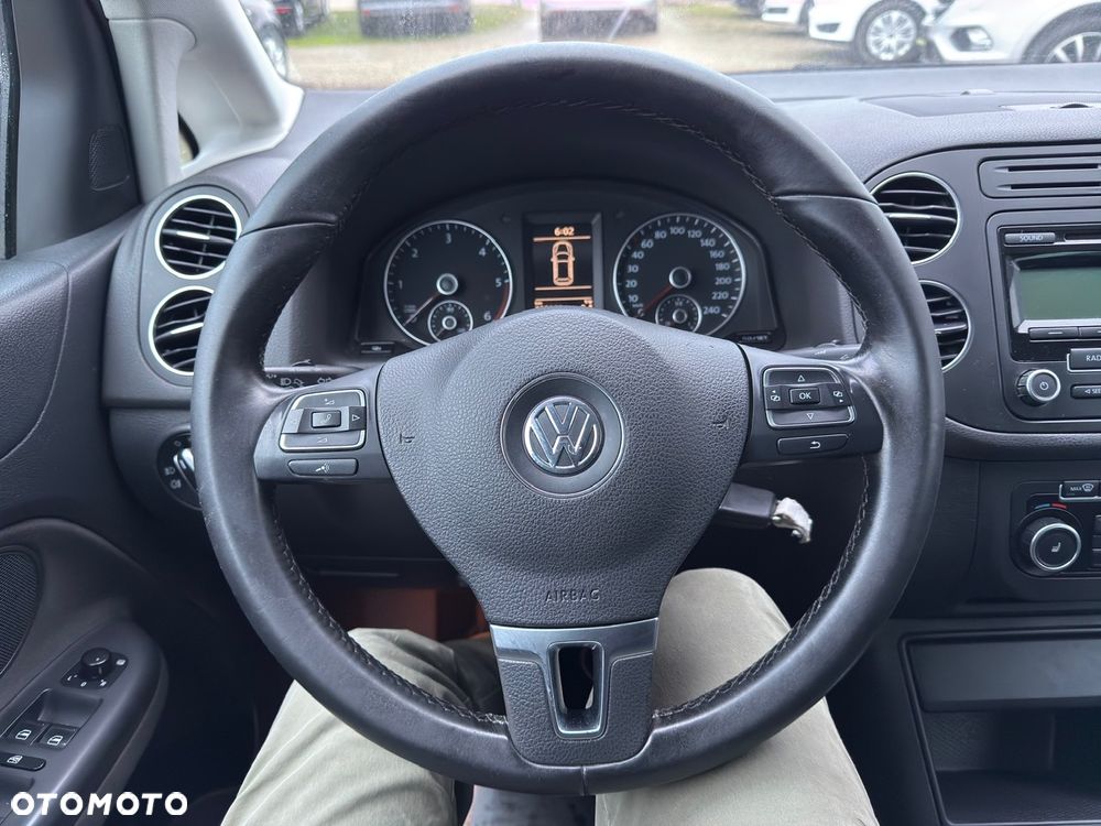 Volkswagen Golf Plus 1.6 TDI BlueMot Comfortline - 28