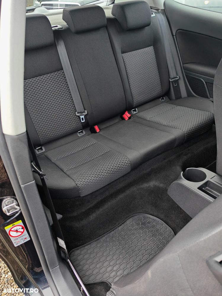 Volkswagen Golf - 19
