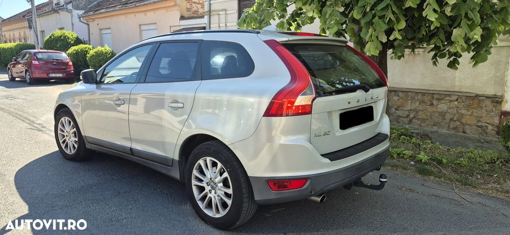 Volvo XC 60 - 4