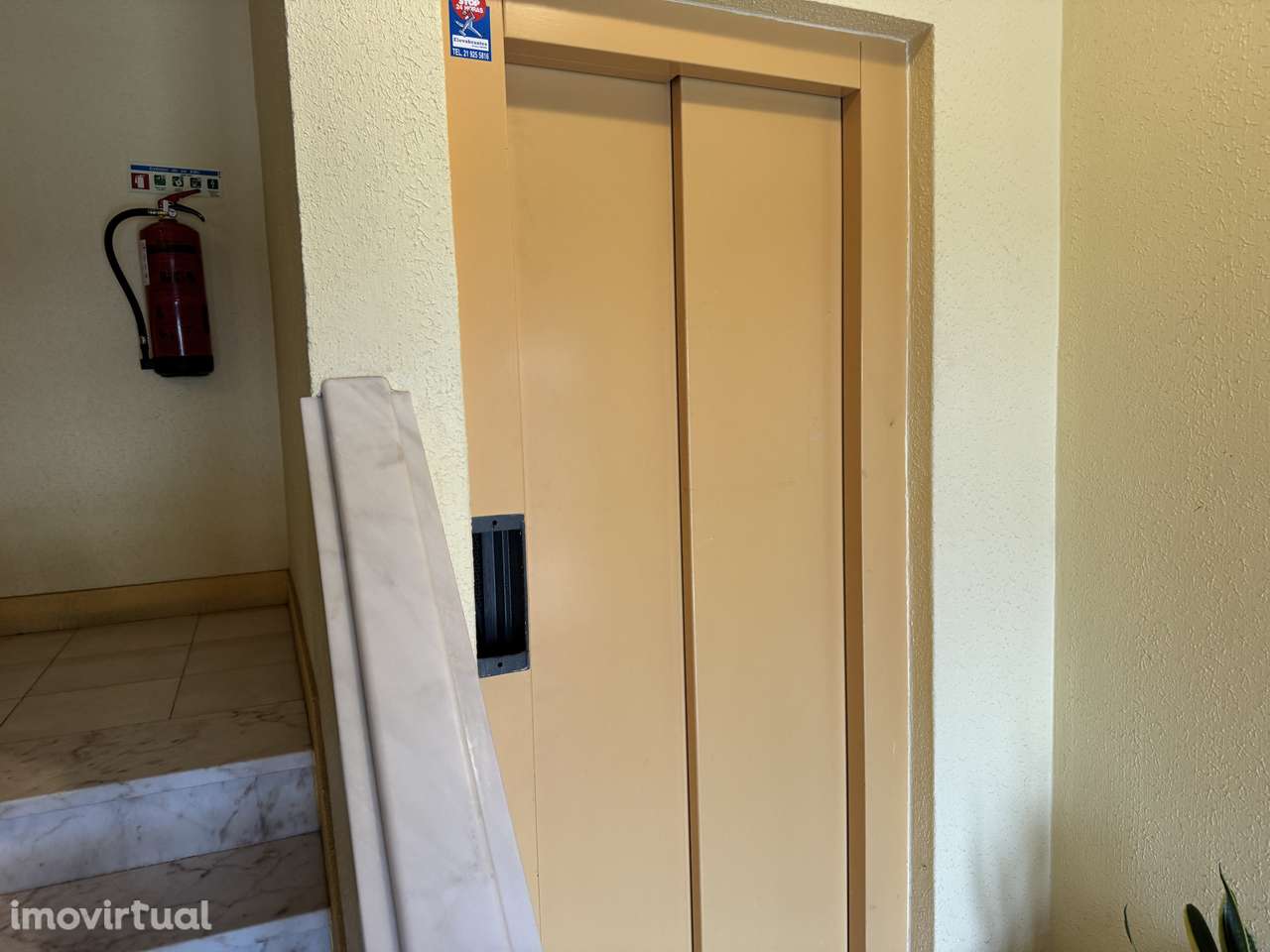 Atenção investidores Excelente apartamento T3 área generosas - Grande imagem: 5/24