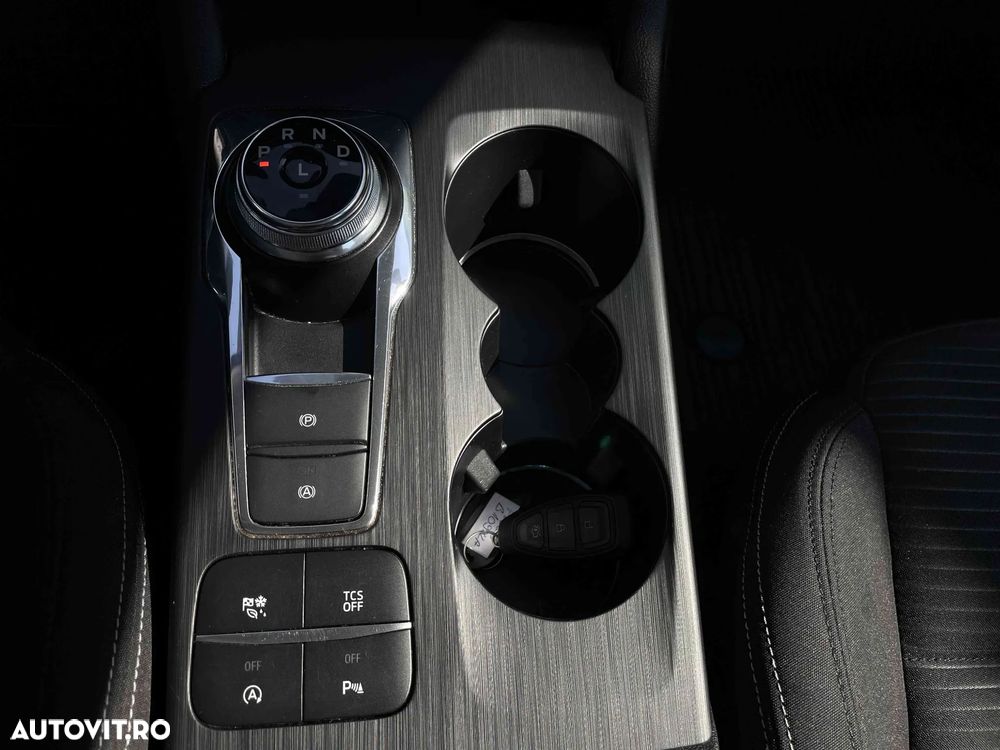 Ford Focus - 12