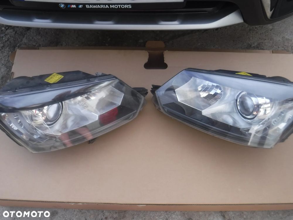 Skoda Yeti Lift xenon skretny lewy prawy lampa - 1