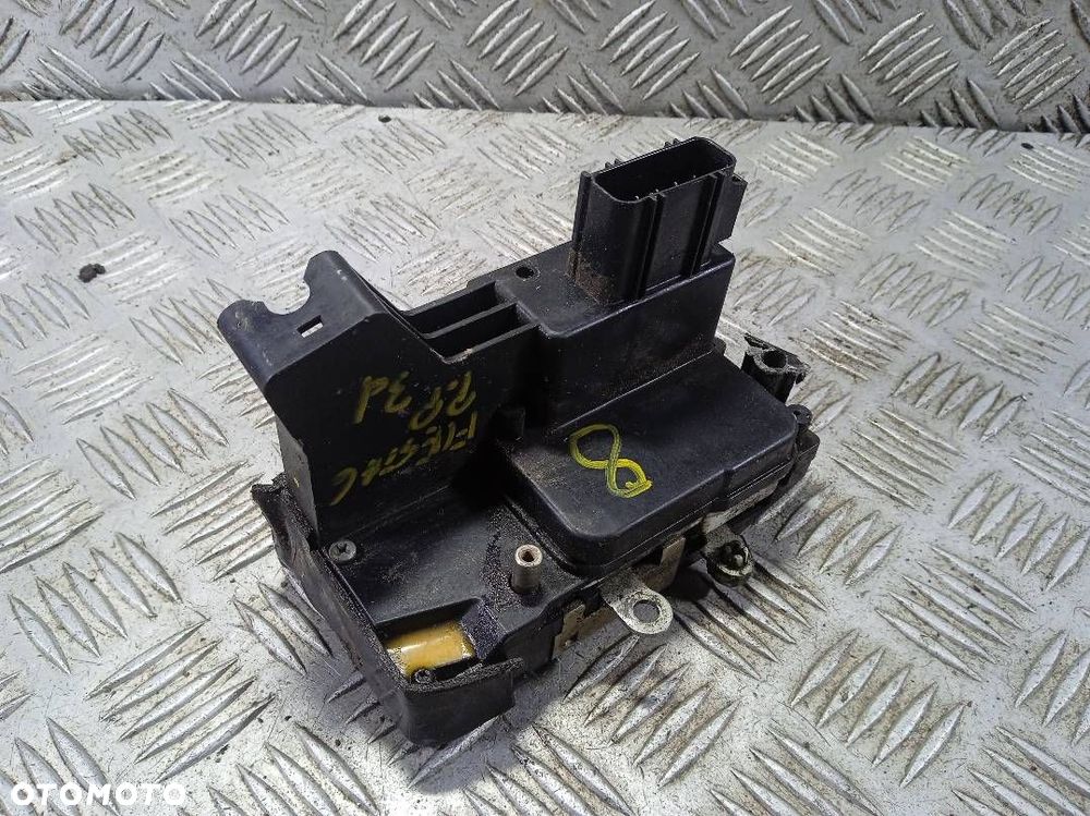 ZAMEK DRZWI PRAWY PRZEDNI FORD FIESTA MK5 - 1