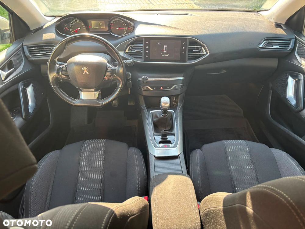 Peugeot 308 PureTech 130 Stop & Start Allure - 2