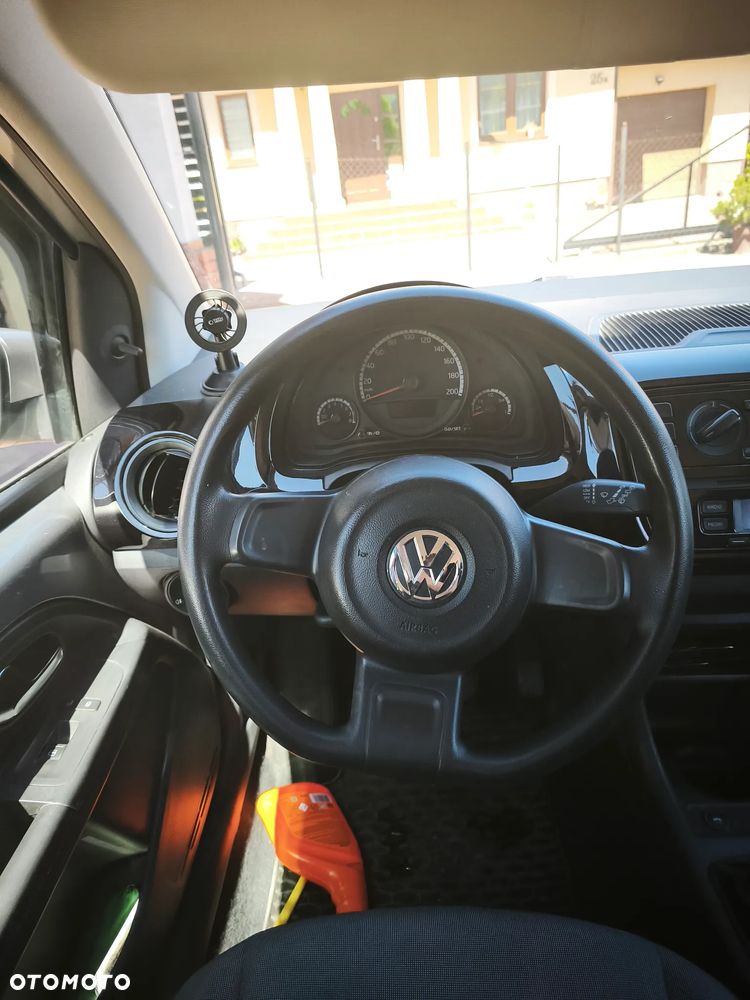 Volkswagen up! 1.0 move - 25