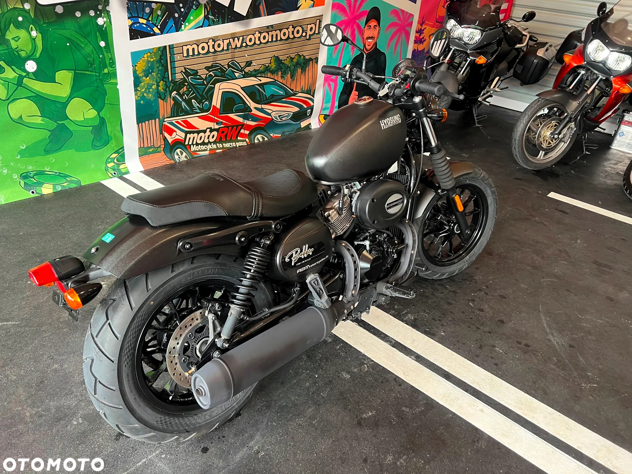 Hyosung GV - 10