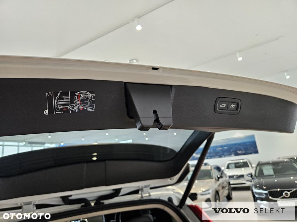 Volvo XC 90 - 38
