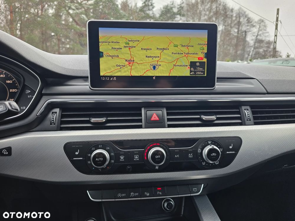 Audi A4 Avant 2.0 TDI design - 31