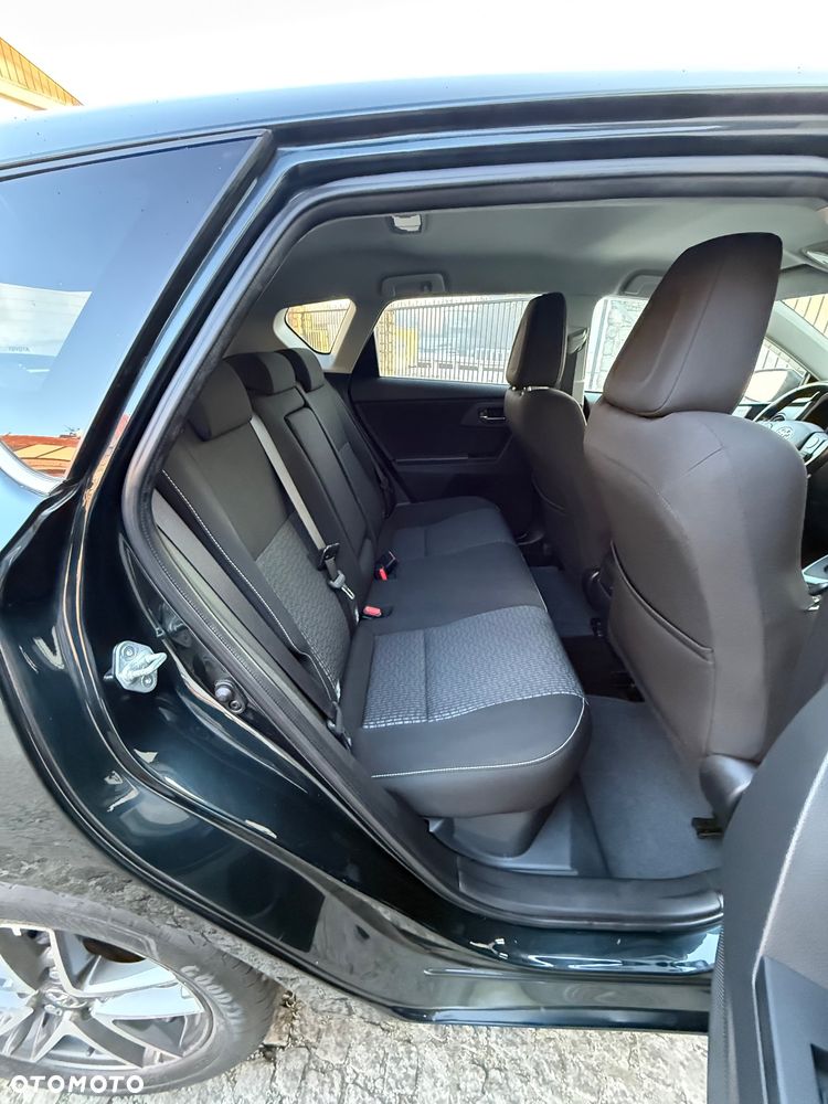 Toyota Auris - 17