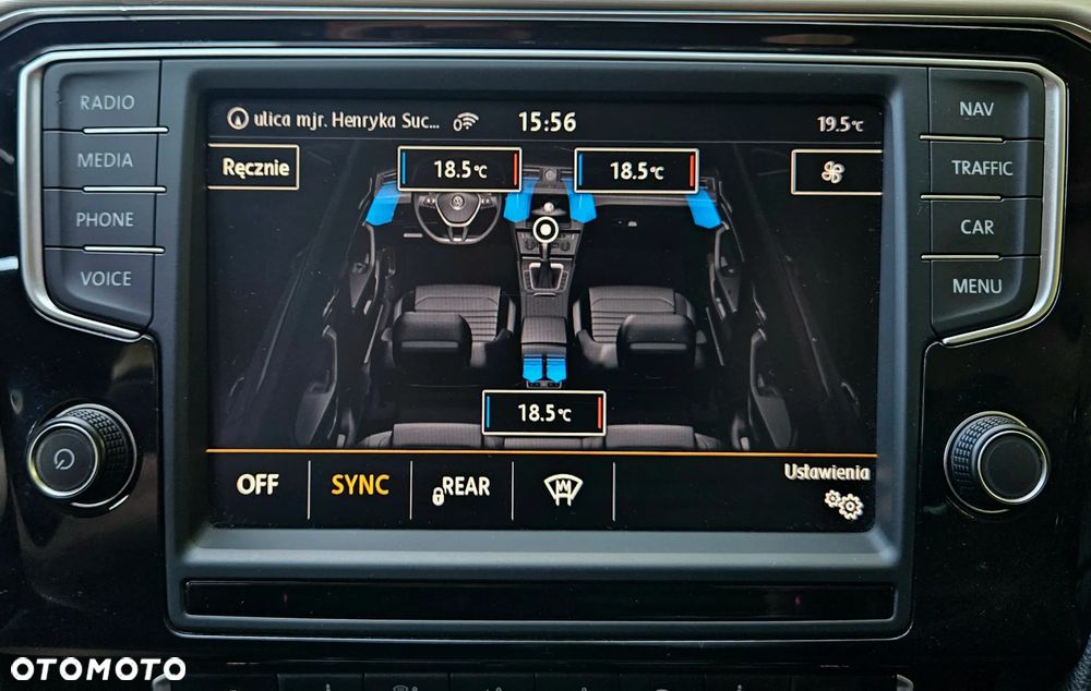 Volkswagen Passat 2.0 TDI (BlueMotion Technology) Highline - 16