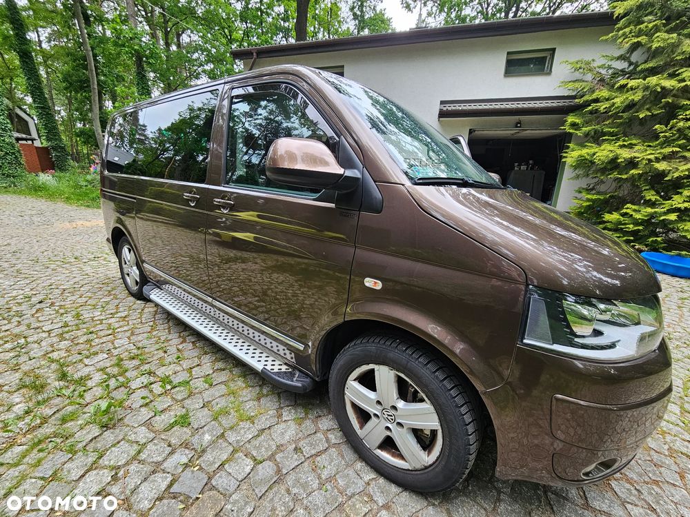 Volkswagen Multivan - 2