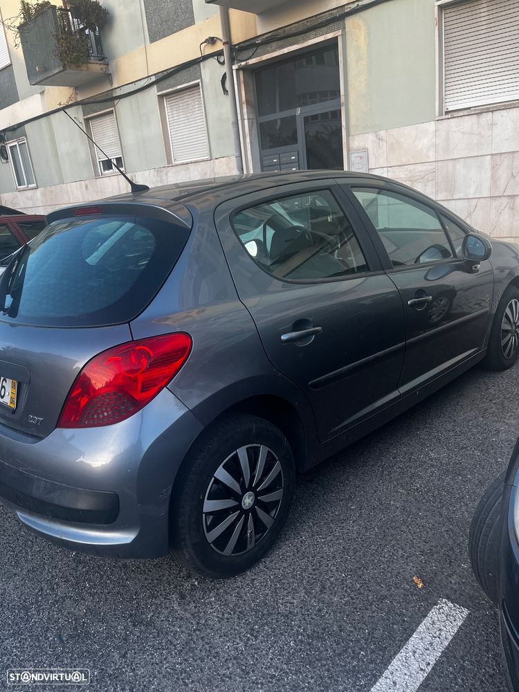 Peugeot 207 1.4 16V Trendy - 4