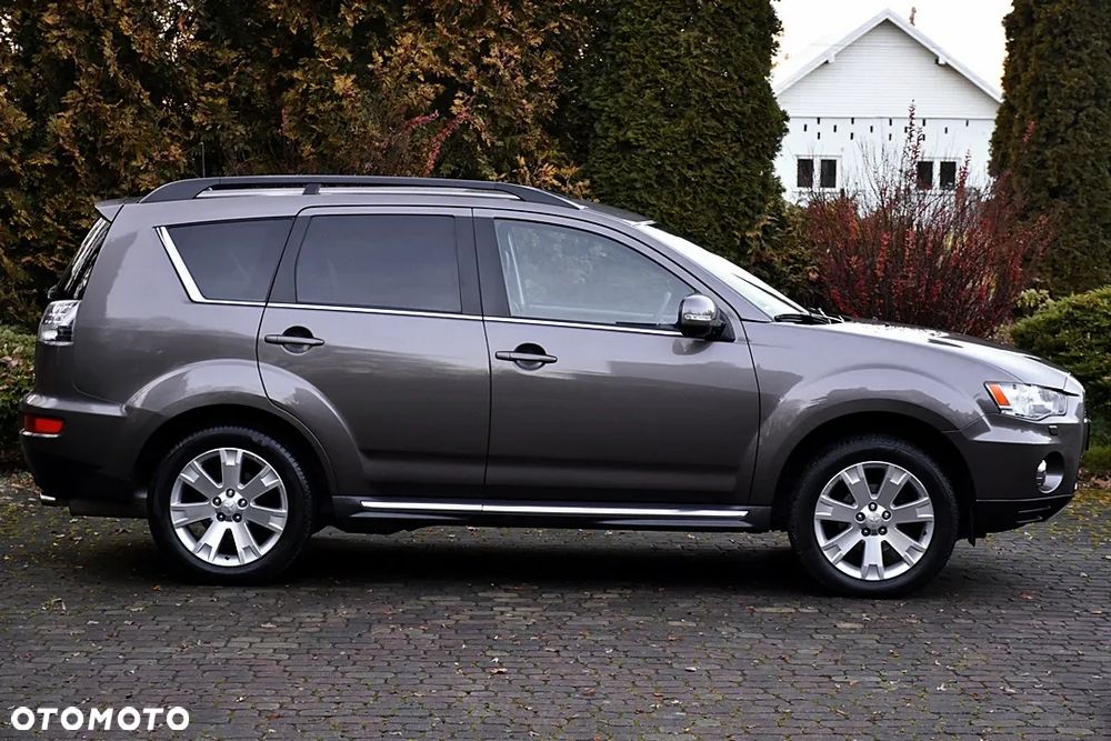 Mitsubishi Outlander 2.2 DI-D ClearTec 2WD Edition - 14