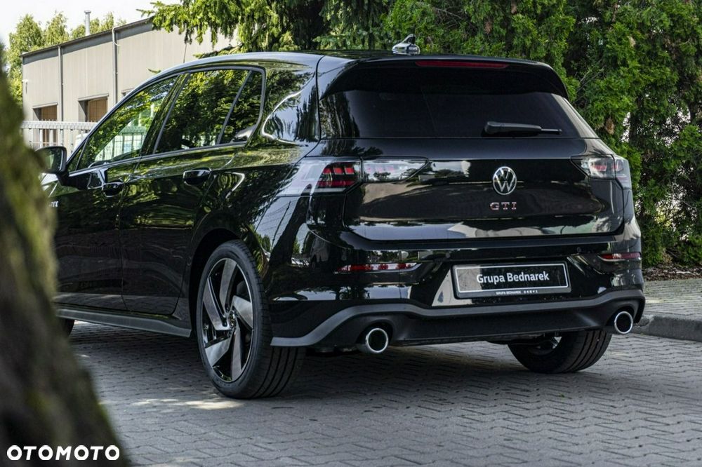 Volkswagen Golf - 15