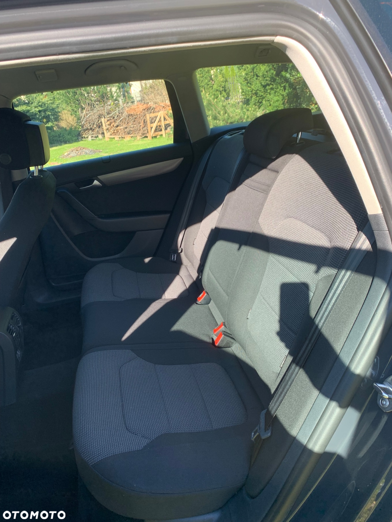 Volkswagen Passat 2.0 TDI Comfortline DSG - 4