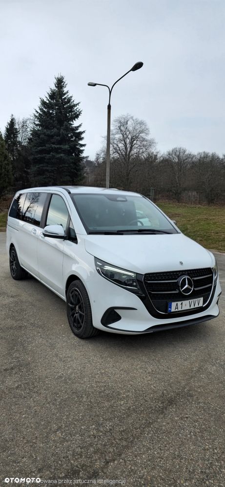Mercedes-Benz Klasa V 300 d extralang 4Matic 9G-TRONIC Style - 1