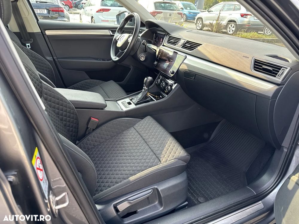 Skoda Superb 2.0 TDI DSG Ambition - 15