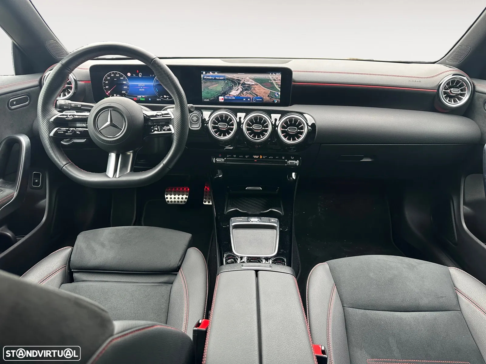 Mercedes-Benz CLA 250 e Shooting Brake AMG Line - 11