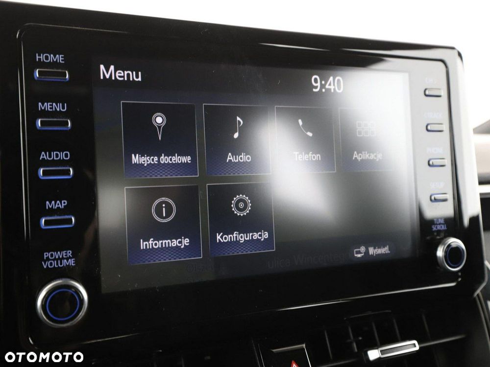 Toyota Corolla 1.8 Hybrid Comfort - 23