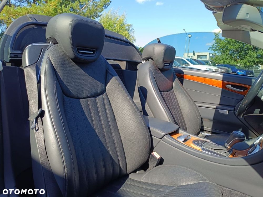 Mercedes-Benz SL 500 7G-TRONIC - 24