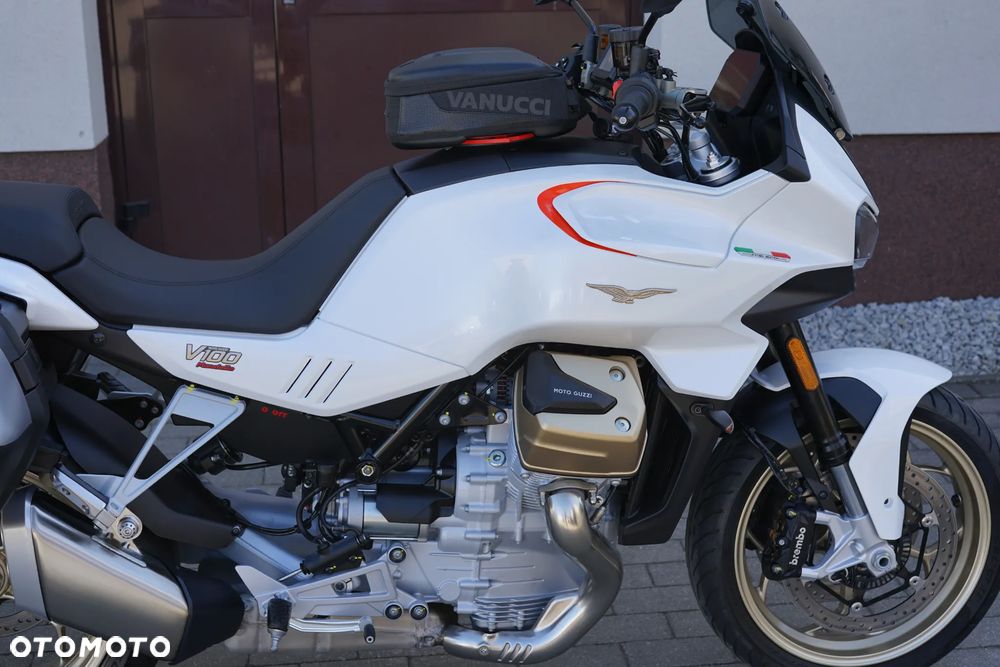 Moto Guzzi V100 Mandello - 9