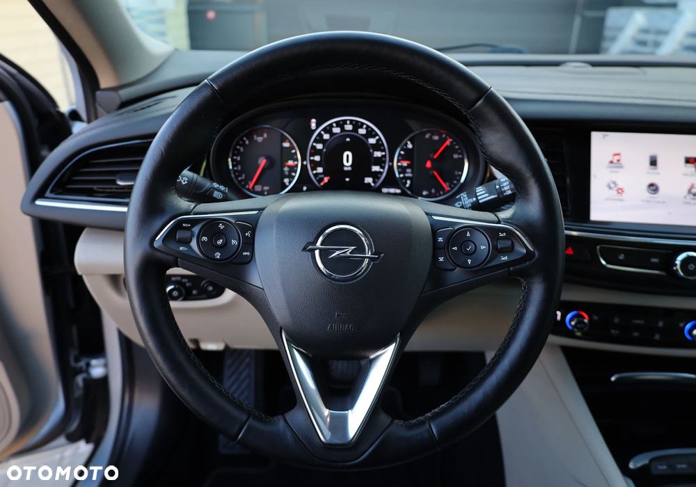 Opel Insignia 2.0 Direct Inj Trb 4x4 Business Innovation - 16