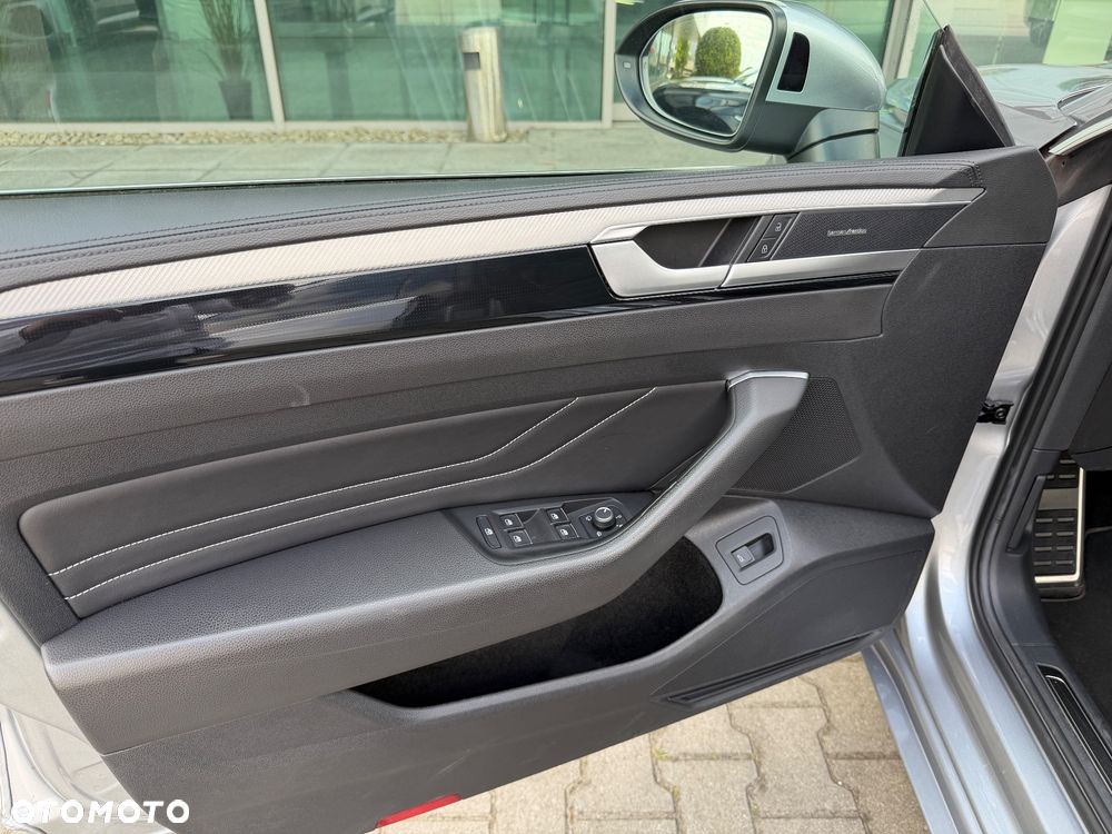 Volkswagen Arteon 2.0 TDI R-Line DSG - 17