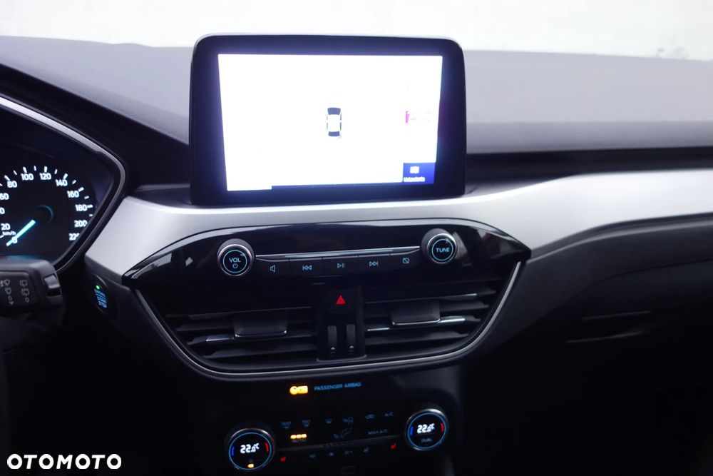Ford Kuga - 29