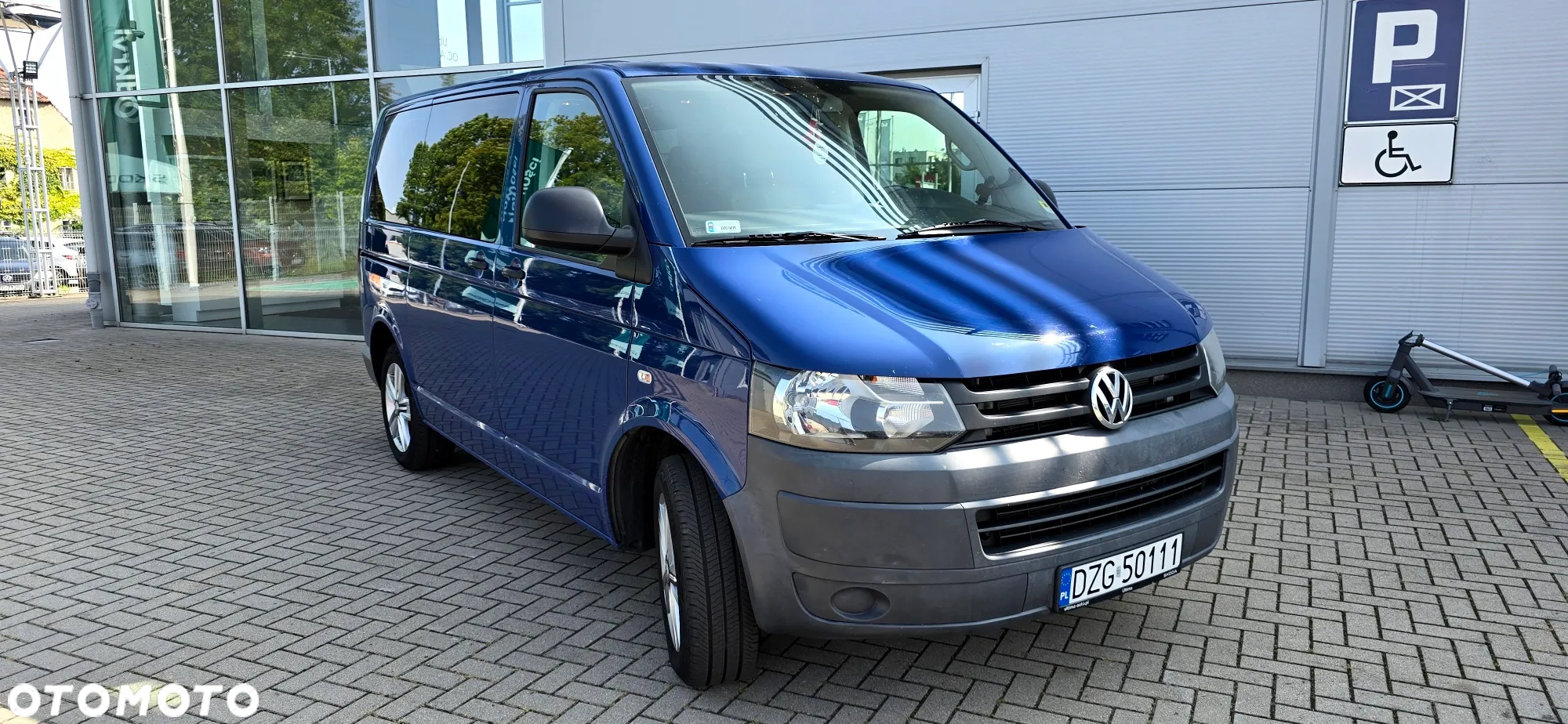 Volkswagen Caravelle - 3