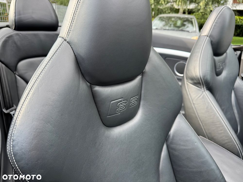 Audi S5 Cabrio - 15