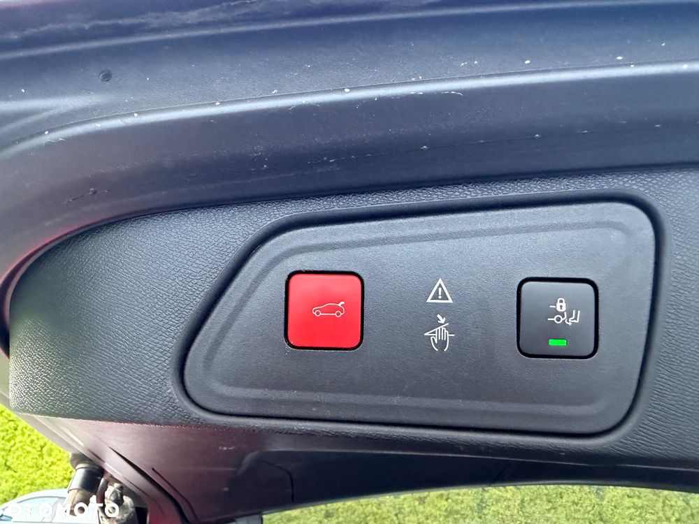 Peugeot 3008 2.0 BlueHDi GT S&S EAT8 - 34