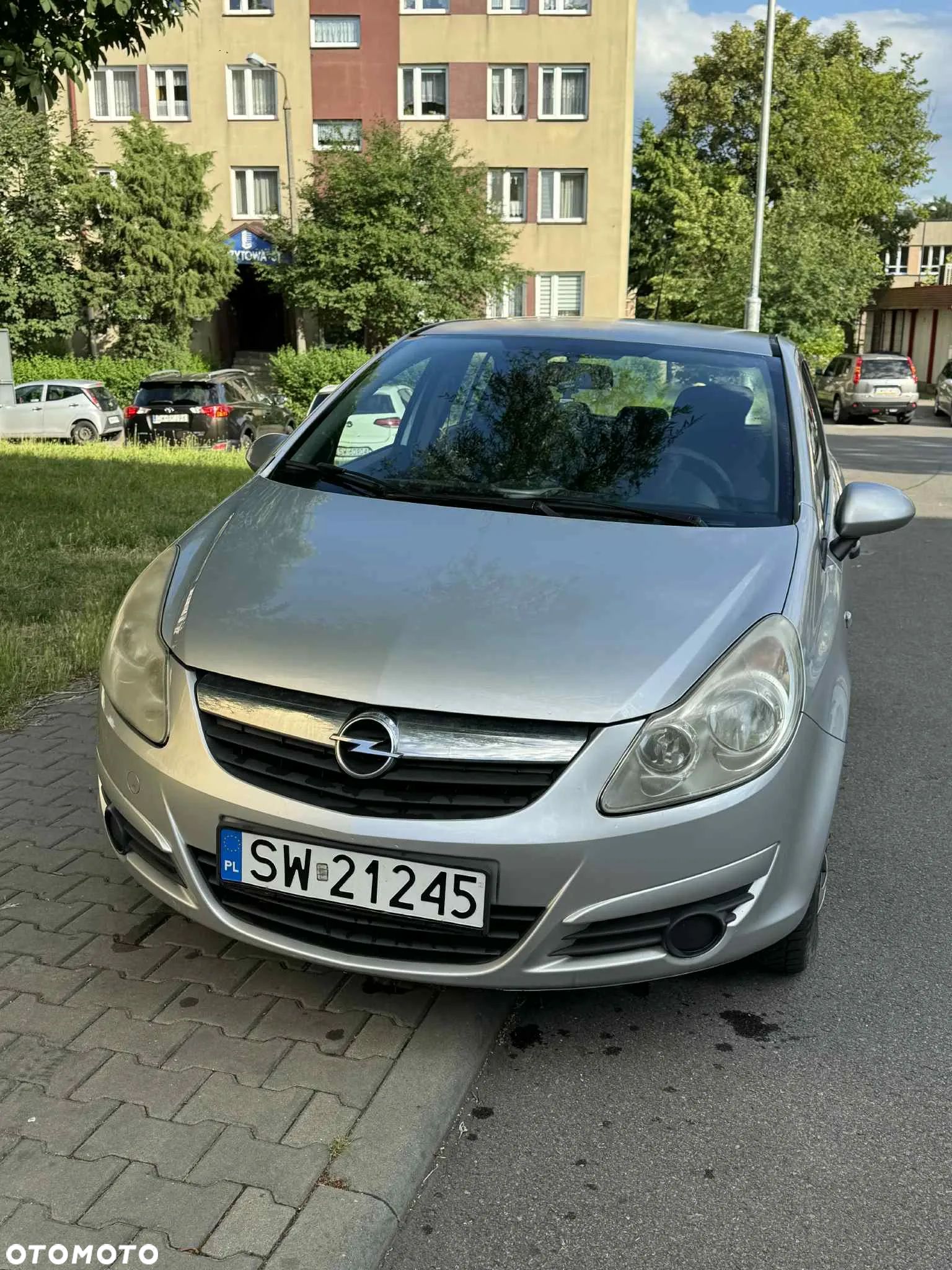 Opel Corsa 1.2 16V Cosmo - 1