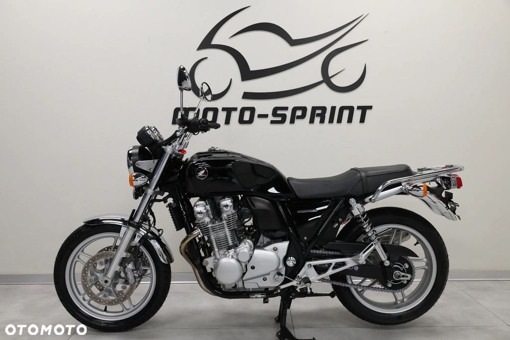 Honda CB - 3