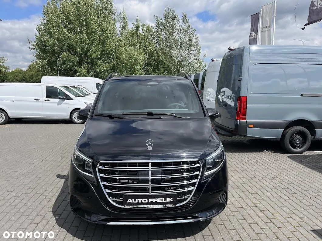 Mercedes-Benz Klasa V 300 d 4-Matic 9G-Tronic Exclusive (d³ugi) - 2