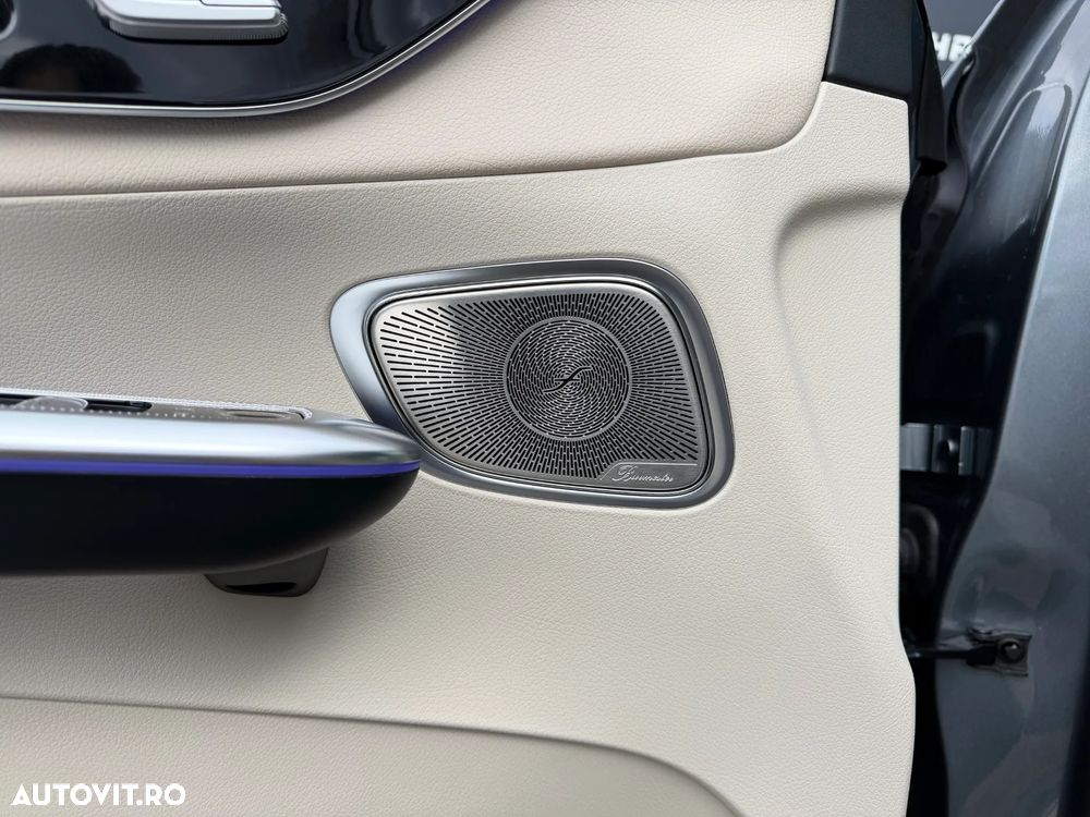 Mercedes-Benz GLC 300 e 4Matic 9G-TRONIC Avantgarde Advanced - 27