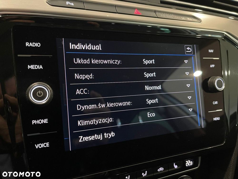 Volkswagen Passat 1.8 TSI BMT Highline DSG - 18