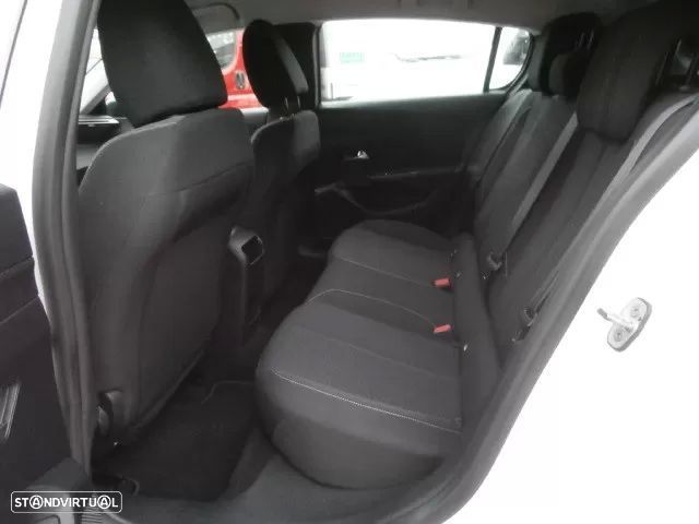 Peugeot 308 - 24