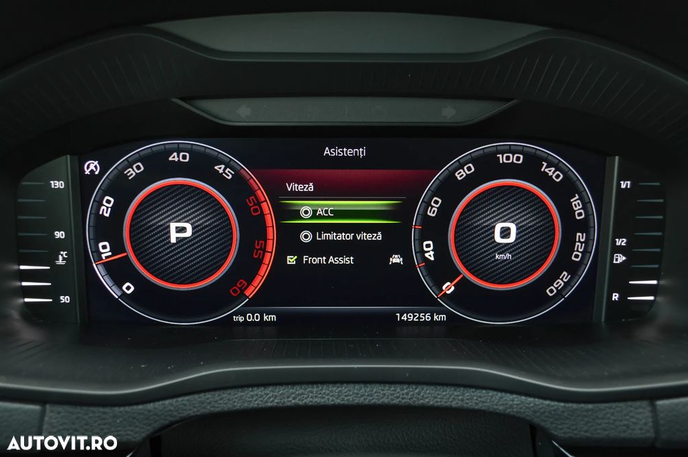 Skoda Karoq 2.0 TDI SCR 4x4 DSG Sportline - 11