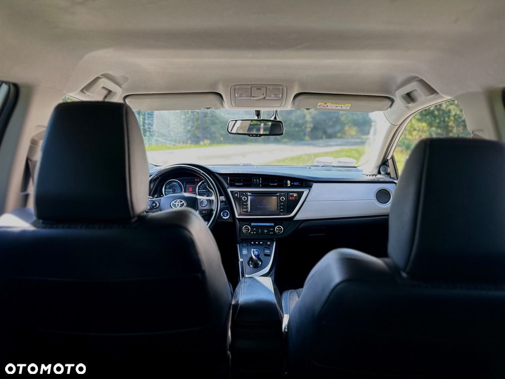 Toyota Auris 1.8 HSD Luna - 15