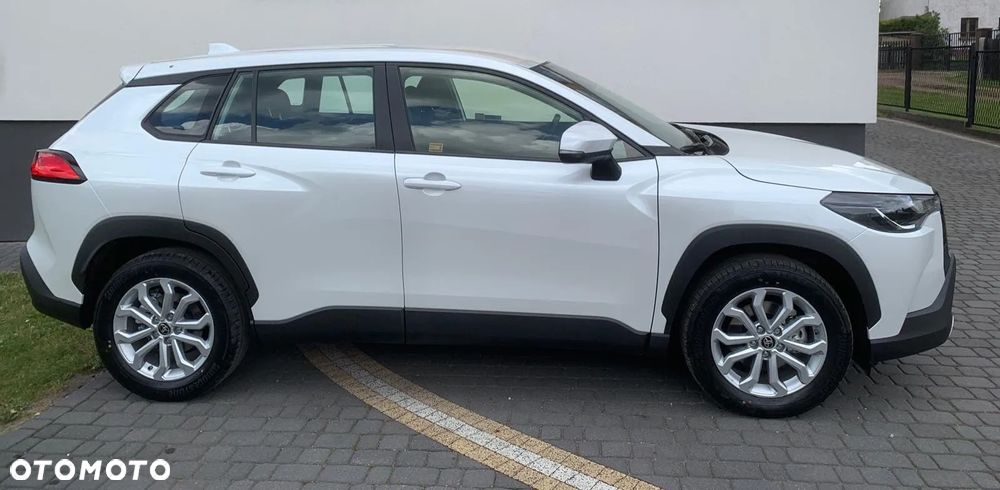 Toyota Corolla Cross - 2