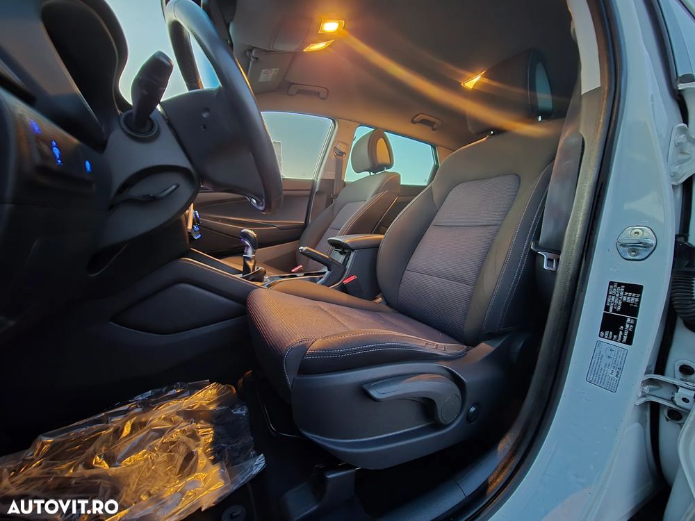 Hyundai Tucson 1.6 GDI 2WD Premium - 8