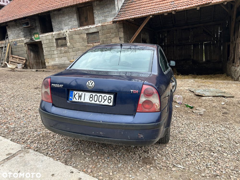 Volkswagen Passat 1.9 TDI Basis - 5