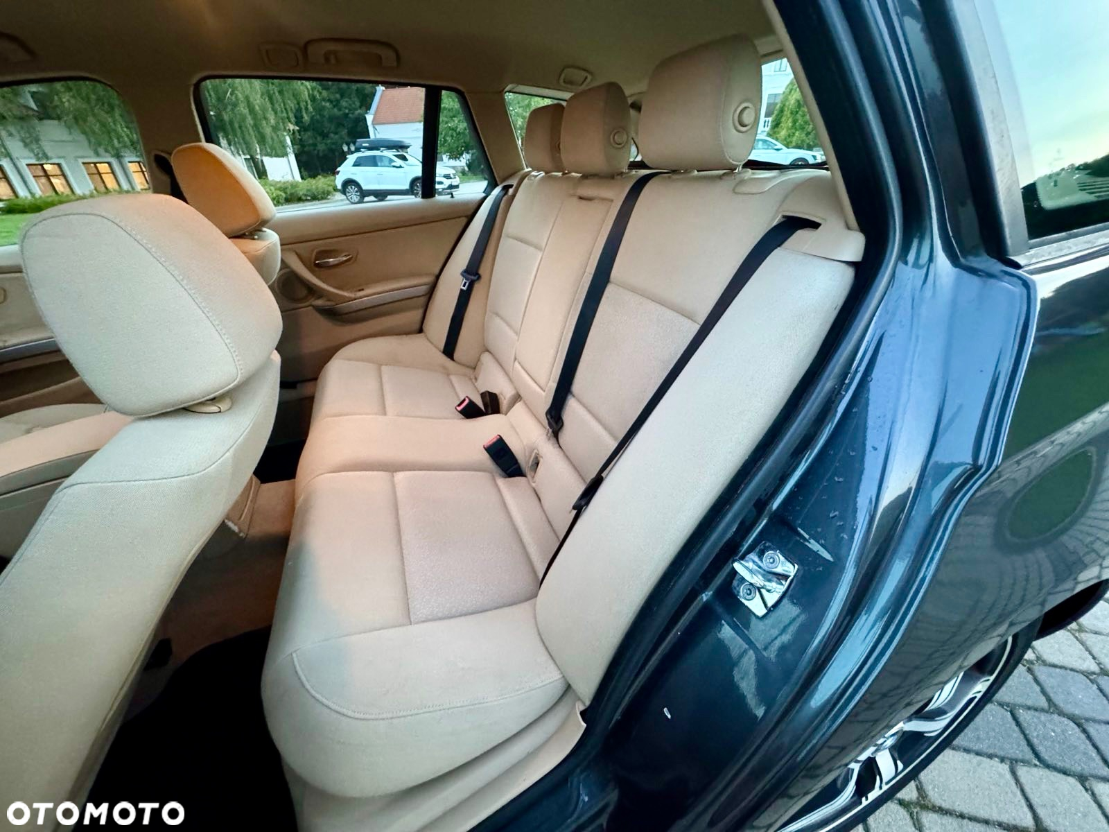 BMW Seria 3 320i - 37