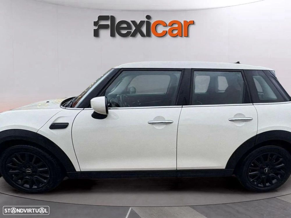 MINI 5 Portas Cooper Auto - 4