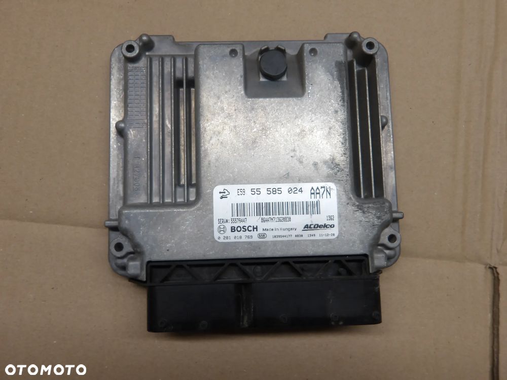 OPEL ZAFIRA C 12-16 2.0D STEROWNIK KOMPUTER SILNIKA 55585024 - 1